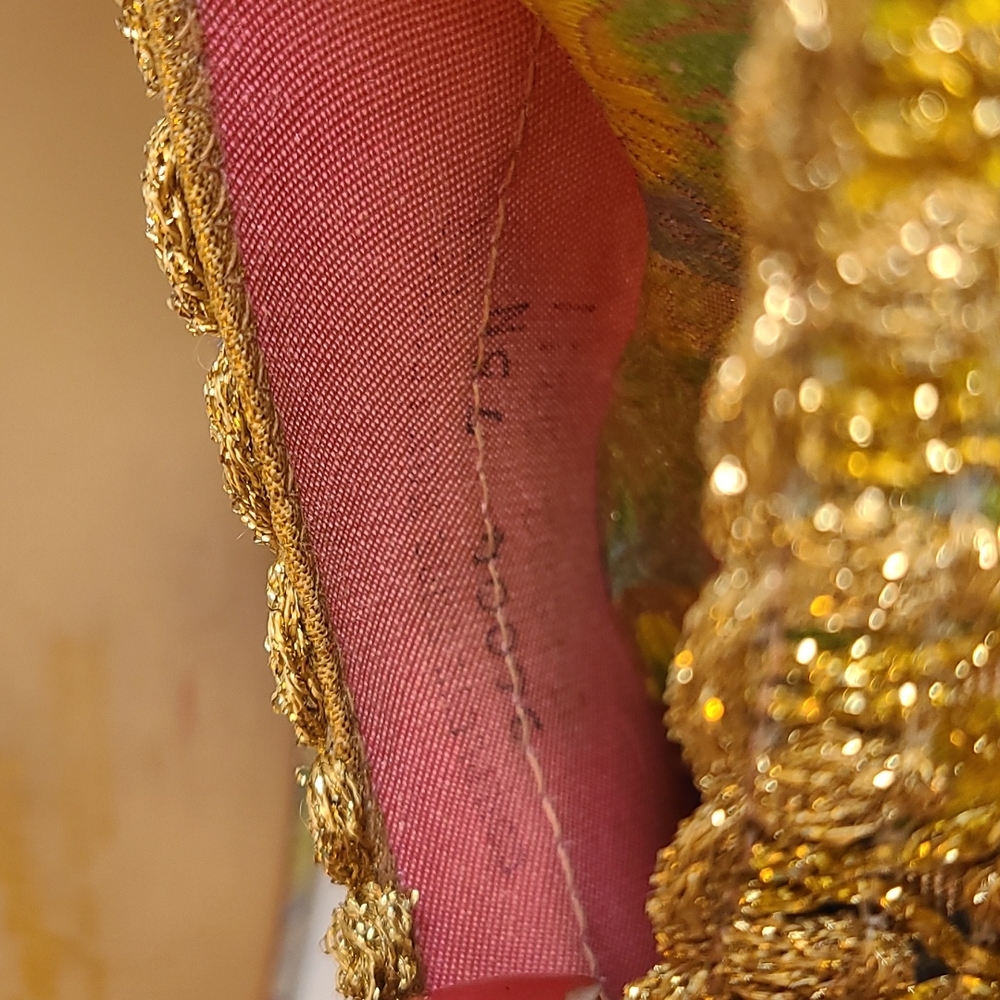 Vintage 1960's Oophies brocade slippers * gold multicolor * 7.5 N - Picture 11 of 11